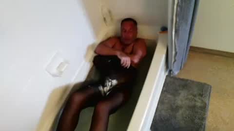 mjeffrey460699861 online show from September 12, 2025, 9:48 pm