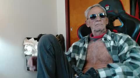 Snapshot of mjmadurengue chatting on June 1, 2026, 8:21 pm Mario jose online show from June 1, 2026, 8:21 pm
