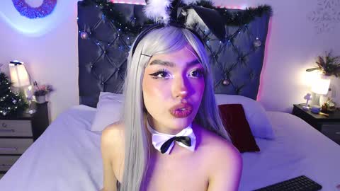 Snapshot of mkultra__ chatting on December 18, 2024, 10:46 pm mkultra__ online show from December 18, 2024, 10:46 pm