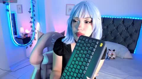 Snapshot of mkultra__ chatting on January 11, 2025, 1:43 pm mkultra__ online show from January 11, 2025, 1:43 pm