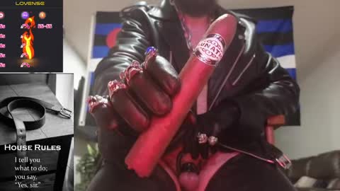 Snapshot of mmazsnake chatting on May 1, 2026, 11:31 pm SMOKINsnakeEYEZ online show from May 1, 2026, 11:31 pm