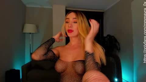 MAYRA   online show from December 4, 2024, 9:57 pm