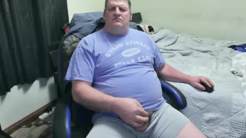 Snapshot of mmmthatsfunnn chatting on February 5, 2025, 6:13 am mmmthatsfunnn online show from February 5, 2025, 6:13 am