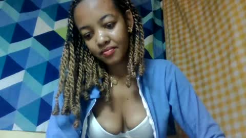 mmyriame online show from July 20, 2026, 11:01 am
