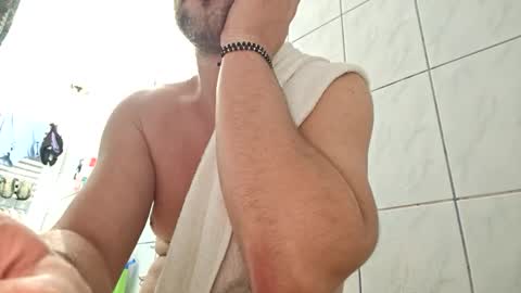 Snapshot of mnew69055770223 chatting on October 9, 2025, 9:24 pm mnew69055770223 online show from October 9, 2025, 9:24 pm