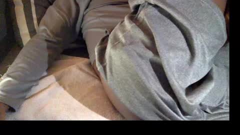 Snapshot of mo_cali chatting on December 30, 2024, 3:46 pm Mo Cali online show from December 30, 2024, 3:46 pm