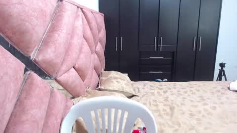 Snapshot of moan_sex1 chatting on April 23, 2026, 3:30 am Catalina online show from April 23, 2026, 3:30 am