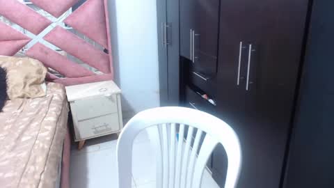 Snapshot of moan_sex1 chatting on May 1, 2026, 3:11 am Catalina online show from May 1, 2026, 3:11 am