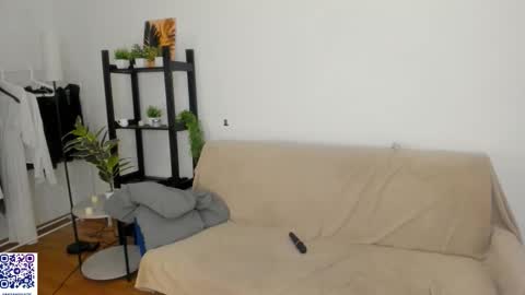 CandyStacy online show from December 4, 2025, 2:48 pm