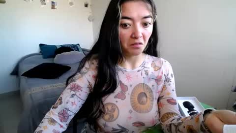 Sam online show from November 8, 2025, 1:33 pm