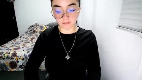 Sam online show from December 21, 2025, 1:46 am