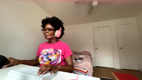 Mocha  BDAY JAN 13  online show from May 15, 2026, 7:21 pm