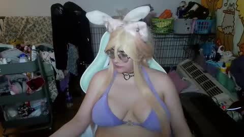 The Mochi Rainbow Variety Show online show from April 4, 2026, 4:11 am