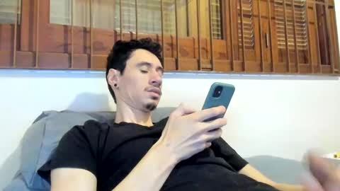 Snapshot of moderdelier chatting on December 28, 2024, 3:15 pm DigBreed online show from December 28, 2024, 3:15 pm