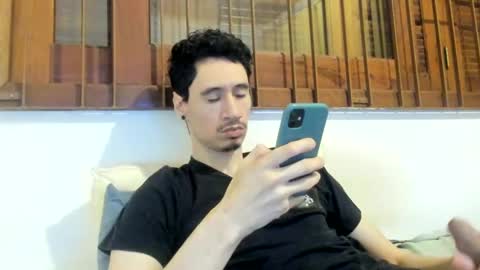 Snapshot of moderdelier chatting on March 2, 2025, 9:42 am DigBreed online show from March 2, 2025, 9:42 am