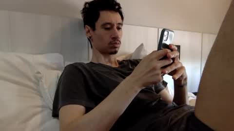 Snapshot of moderdelier chatting on March 6, 2025, 1:03 pm DigBreed online show from March 6, 2025, 1:03 pm