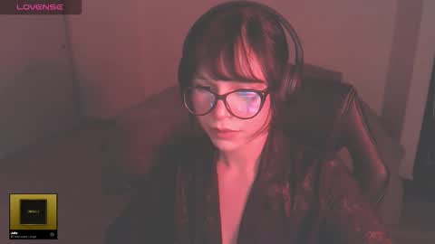 Modjo online show from November 9, 2025, 2:10 am