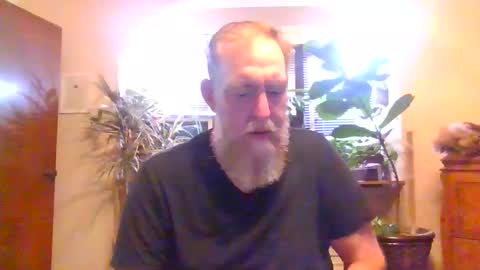 moeblick online show from September 29, 2025, 11:48 am