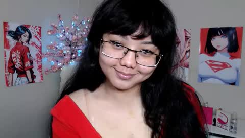 Molly online show from September 28, 2025, 4:29 am