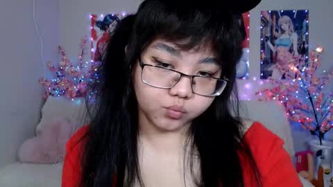 Molly online show from March 23, 2026, 4:27 am