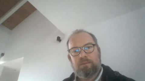 mofu781s online show from December 10, 2024, 7:47 am