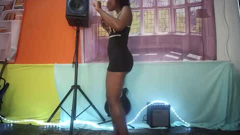 Snapshot of moghelslay chatting on January 18, 2026, 4:49 am moghelslay online show from January 18, 2026, 4:49 am