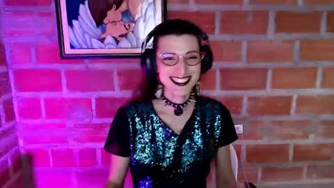 moira_hot online show from June 27, 2026, 4:06 am