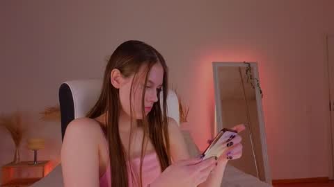 Molly online show from December 10, 2024, 12:28 am