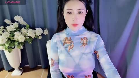 Snapshot of moli666 chatting on February 26, 2025, 11:59 pm Alice online show from February 26, 2025, 11:59 pm