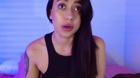 Snapshot of moll1e_ chatting on March 2, 2025, 1:15 am M o L l i E online show from March 2, 2025, 1:15 am