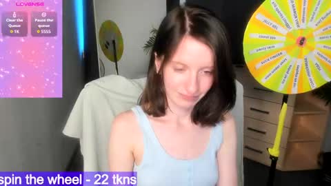 Snapshot of mollie_blush chatting on May 21, 2026, 3:30 pm mollie_blush online show from May 21, 2026, 3:30 pm