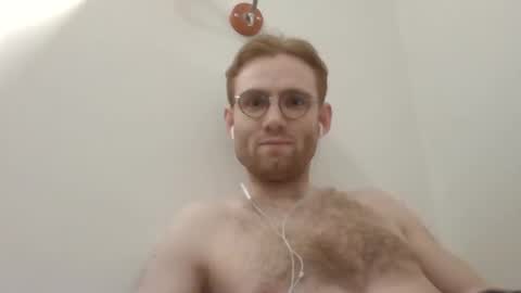 molliter online show from March 12, 2025, 11:44 pm