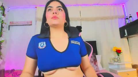 Molly Bick online show from April 23, 2026, 4:14 am