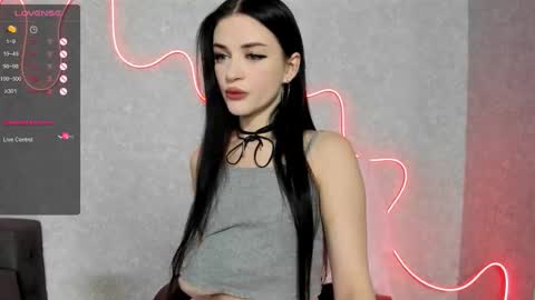 Molly - online show from October 20, 2025, 4:02 am