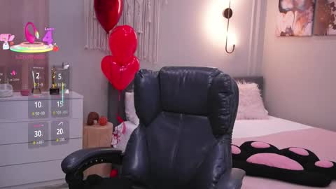 Molly online show from February 18, 2026, 1:34 am