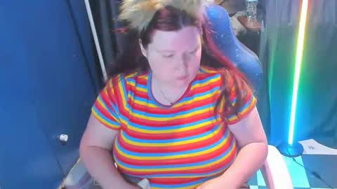 molly_moons online show from April 16, 2026, 10:56 pm