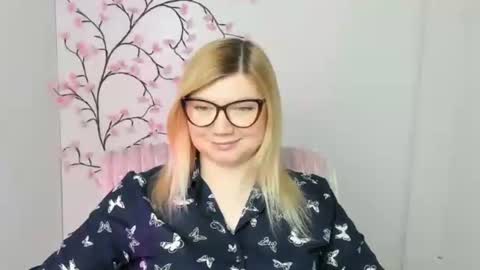 Molly online show from February 17, 2026, 12:56 pm