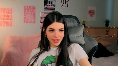 Molly online show from April 11, 2026, 7:45 am
