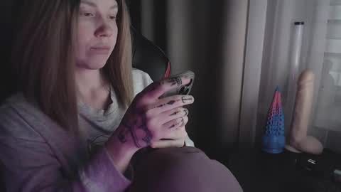 I have new photos come and see with love Molly online show from February 27, 2025, 2:54 pm