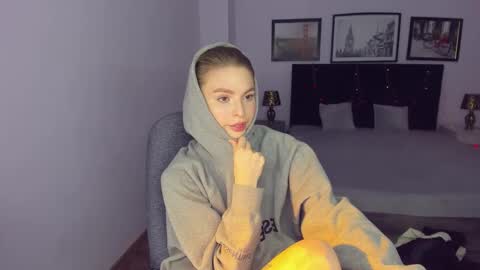 Snapshot of mollydangerous chatting on December 28, 2024, 7:01 pm Taisha online show from December 28, 2024, 7:01 pm