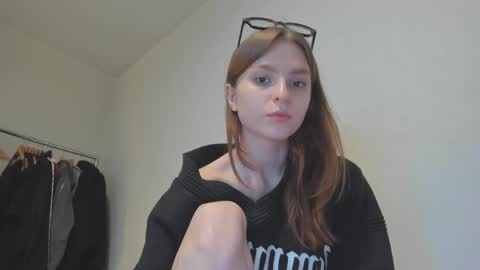 Snapshot of mollydangerous chatting on February 11, 2025, 7:48 pm Taisha online show from February 11, 2025, 7:48 pm