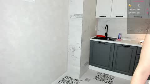 mollydo11 online show from November 16, 2025, 2:22 pm