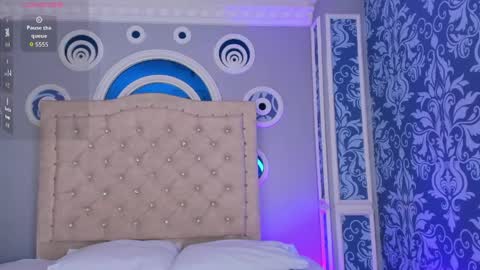 Snapshot of mollydoll_amour chatting on May 6, 2026, 11:48 am MollyDoll online show from May 6, 2026, 11:48 am