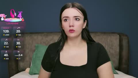 Snapshot of mollygreens chatting on October 27, 2025, 8:29 am Molly online show from October 27, 2025, 8:29 am