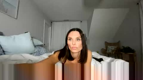 mollymae1125 online show from February 18, 2025, 4:26 am