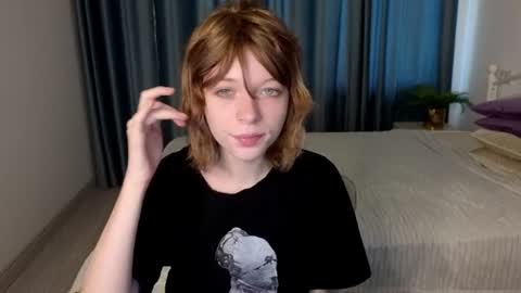Snapshot of mollysally chatting on June 30, 2026, 4:13 am mollysally online show from June 30, 2026, 4:13 am
