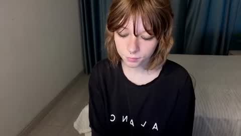 Snapshot of mollysally chatting on July 1, 2026, 4:14 am mollysally online show from July 1, 2026, 4:14 am