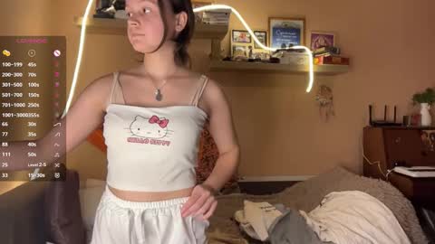 Snapshot of moltenpeach chatting on February 24, 2026, 5:11 pm Hermina online show from February 24, 2026, 5:11 pm