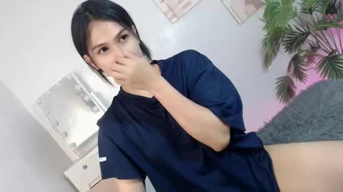 MOMIKHEM online show from October 29, 2025, 8:38 am