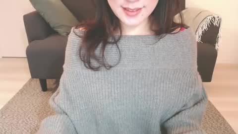 Momo online show from December 24, 2024, 12:33 pm